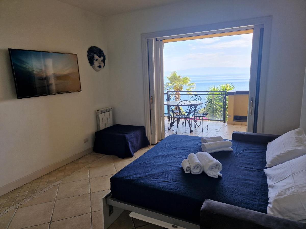 Taormina Bella Vista Apartment In Center With Pool By Taormina Holidays Exterior photo